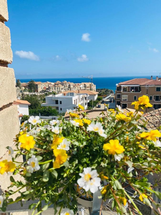 Fior Dei Carmeliti Rooms And Parking Tropea Exterior foto